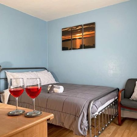 2 Bedroom Apt Near Great Lakes Naval Base And 6 Flags Waukegan Luaran gambar