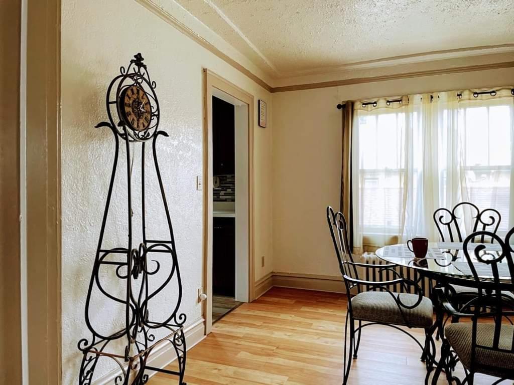 2 Bedroom Apt Near Great Lakes Naval Base And 6 Flags Waukegan Luaran gambar