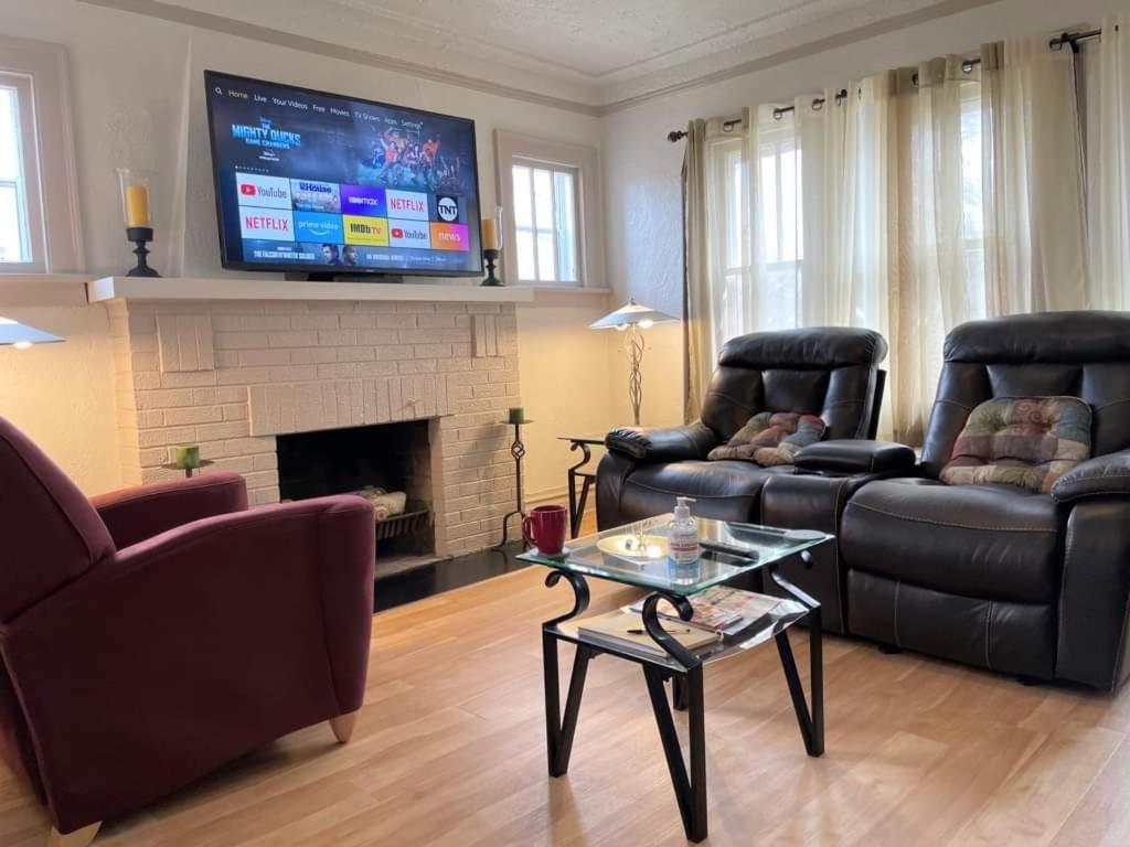 2 Bedroom Apt Near Great Lakes Naval Base And 6 Flags Waukegan Luaran gambar
