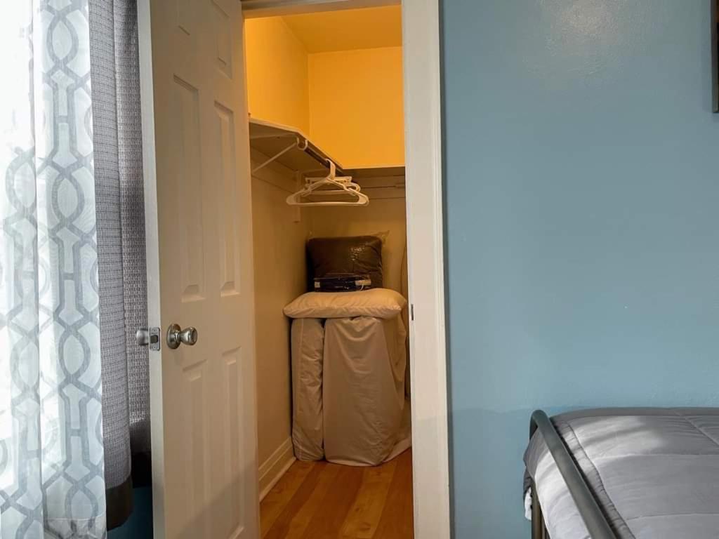2 Bedroom Apt Near Great Lakes Naval Base And 6 Flags Waukegan Luaran gambar