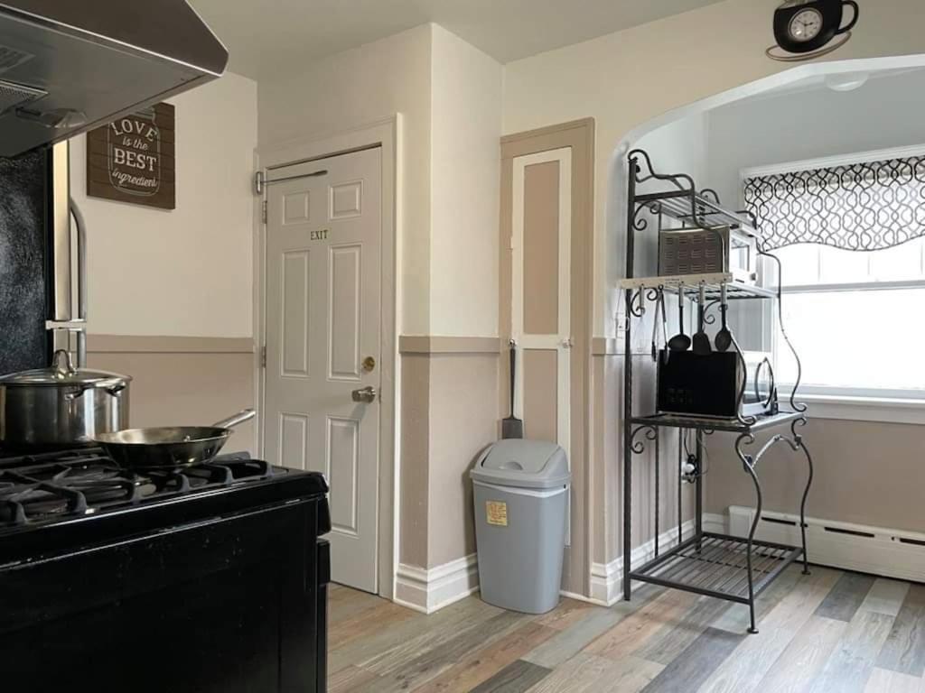 2 Bedroom Apt Near Great Lakes Naval Base And 6 Flags Waukegan Luaran gambar