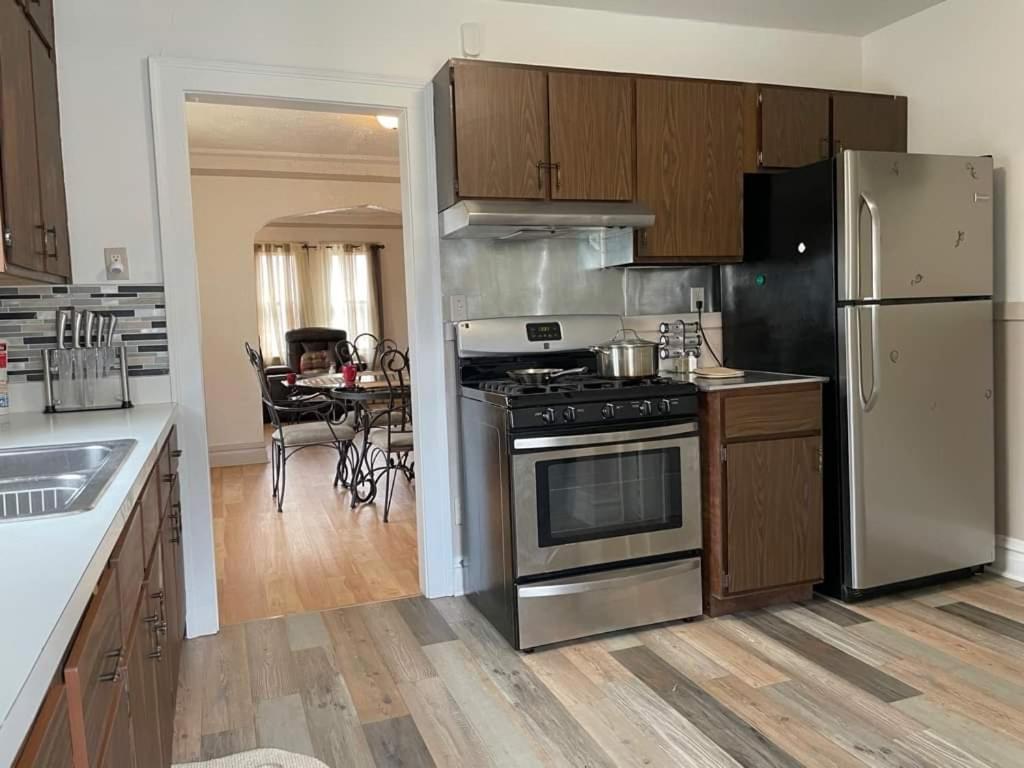 2 Bedroom Apt Near Great Lakes Naval Base And 6 Flags Waukegan Luaran gambar